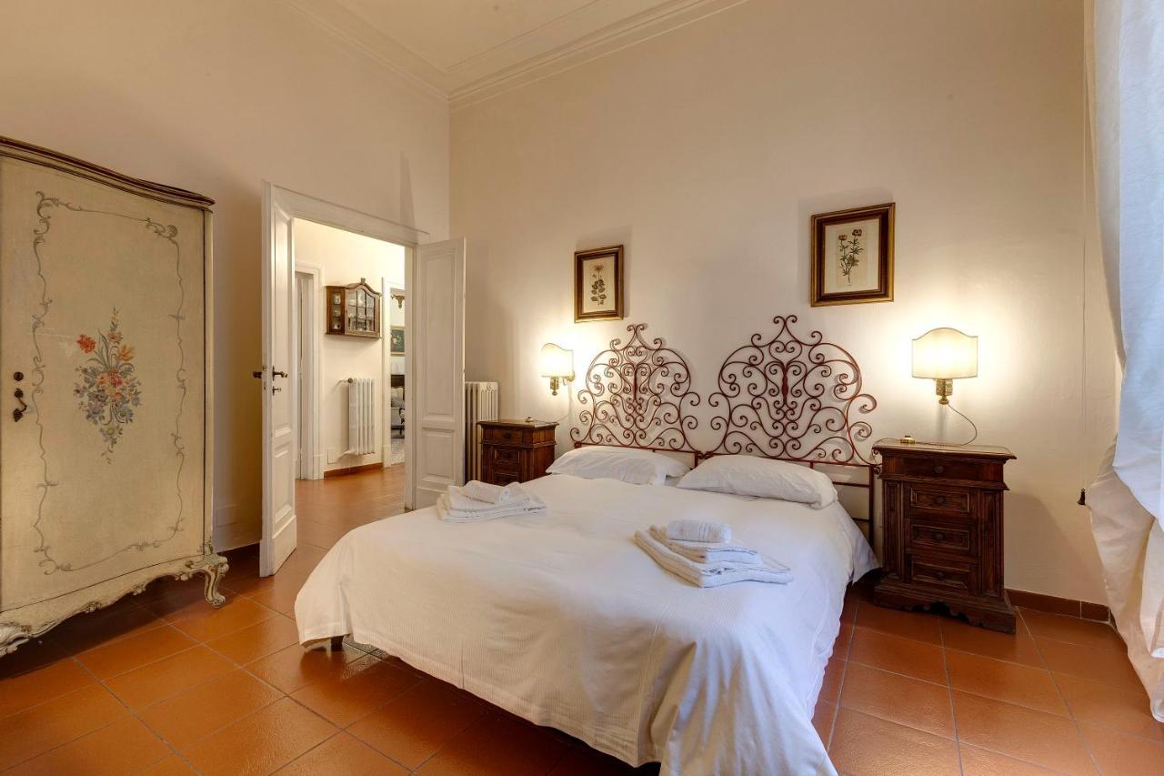 Mimi Apartment With Garden Floransa Dış mekan fotoğraf
