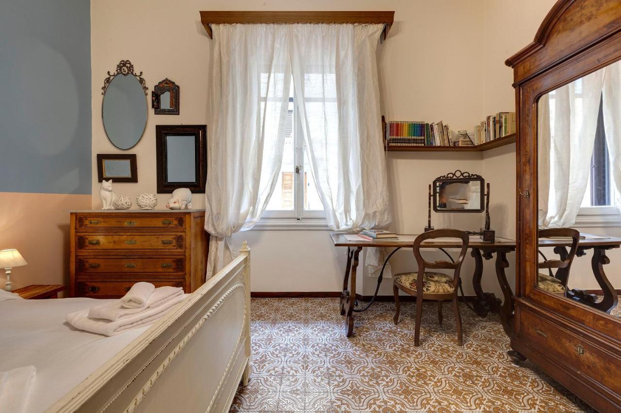 Mimi Apartment With Garden Floransa Dış mekan fotoğraf